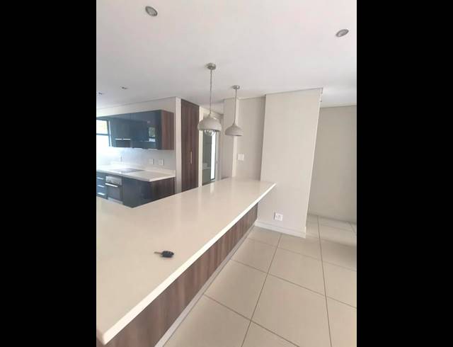 2 BEDROOM PROPERTY TO RENT IN MENLO PARK